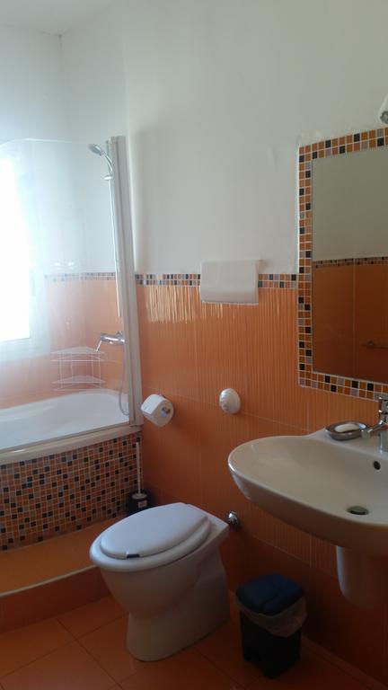 Apartment In A Villa A มอนเดลโล ภายนอก รูปภาพ
